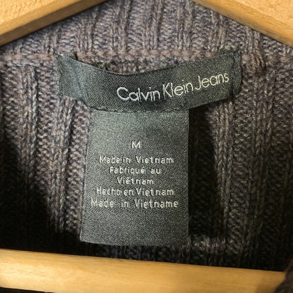 Calvin Klein Jeans (M) - Picture 3 of 16